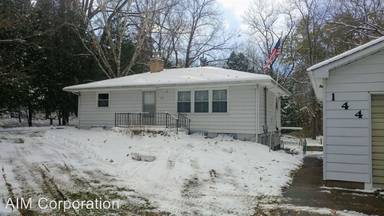 Main picture of 144 S 8th St