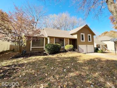 Main picture of 7806 Caenen St