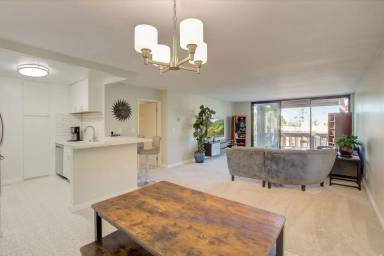 Main picture of Cross Creek Village Condos