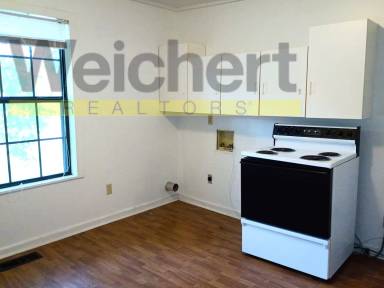 Main picture of 304 N 12th Ave