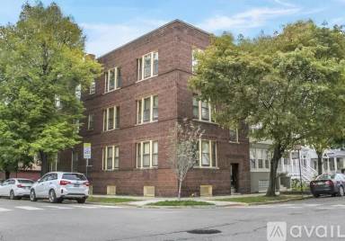 Main picture of 3459 N Paulina St
