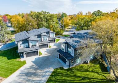 Main picture of 804 Delaware Ave