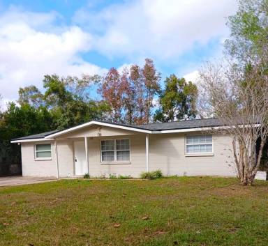 Main picture of 21377 Campbell Dr