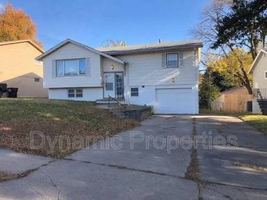 Main picture of 8808 Pine Dr