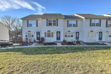 Main picture of 114 Amanda Ln