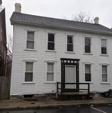 Main picture of 228 N Locust St