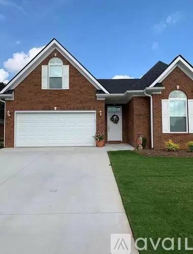 Main picture of 300 Canterbury Ln