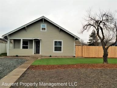 Main picture of 545 Oak St