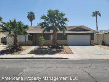 Main picture of 3221 E Rochelle Ave