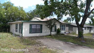 Main picture of 605 N Main St