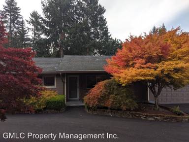 Main picture of 3515 NE 104th St