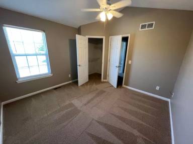 Main picture of 5107 Veronica Dr