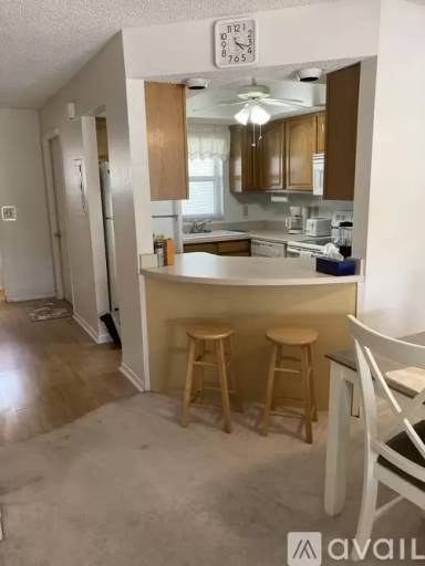 Main picture of 3711 Edgewater Dr