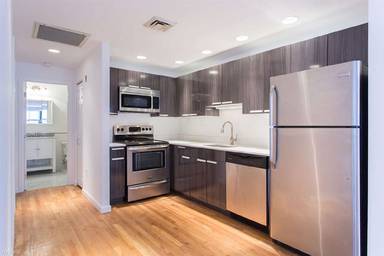 Main picture of 100 Jersey St