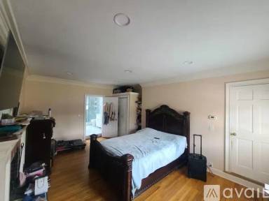 Main picture of 33 Clearview Ave