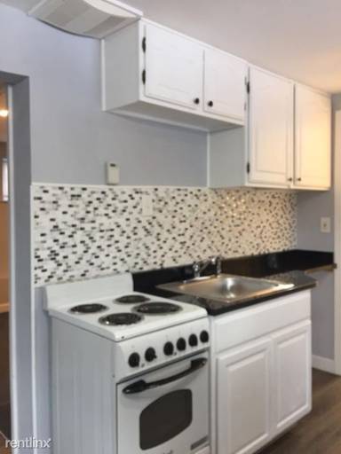 Main picture of 349 Main St
