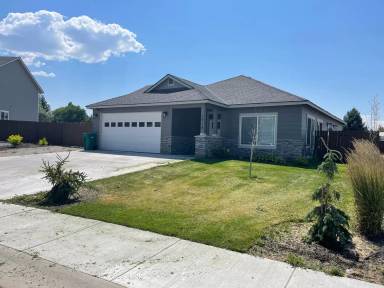 Main picture of 3915 Birddog Dr