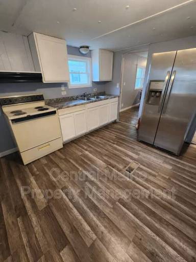 Main picture of 16 Austin Dr
