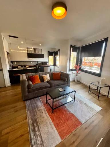 Main picture of N Pennsylvania St