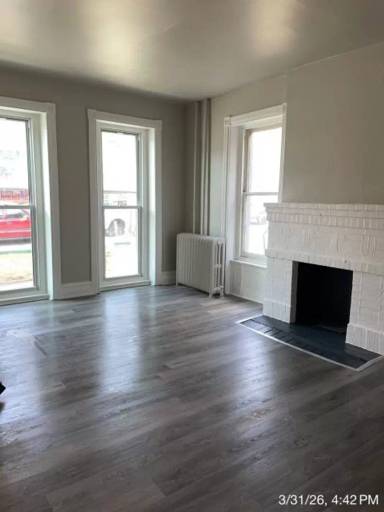 Main picture of 1046 W Walnut St