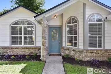 Main picture of 8563 Wyndhurst Dr
