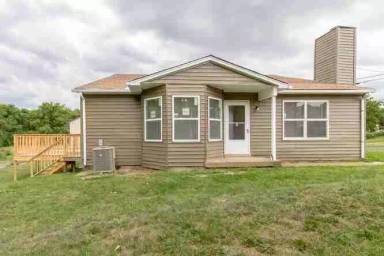 Main picture of 3313 Chesapeake Cir