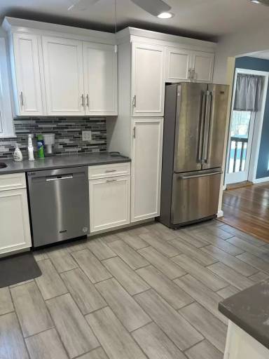 Main picture of 127 Dean Rd