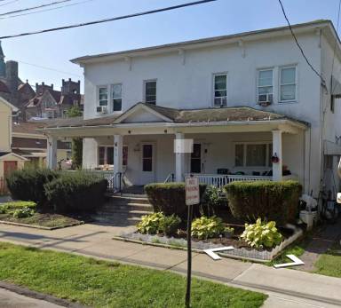 Main picture of 610 Hemlock St