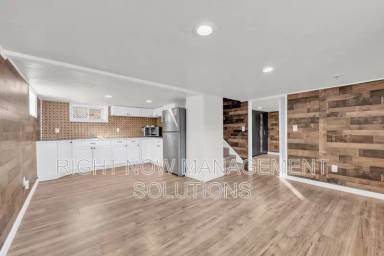 Main picture of 202 S Middleton Rd
