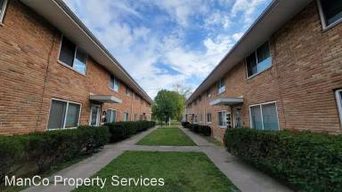 Main picture of 2921 Hoover Ave