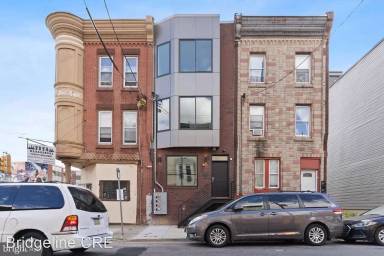 Main picture of 2802 Cecil B Moore Ave