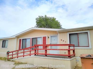 Main picture of 501 Chickadee Dr