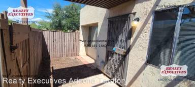 Main picture of 3072 N Geronimo Ave