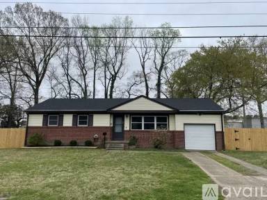 Main picture of 3013 Pinewood Dr