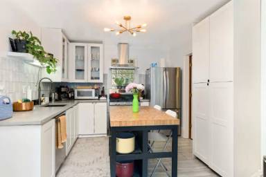 Main picture of 126 Kent St