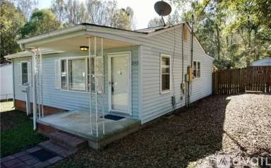 Main picture of 2743 Springbrook Cir