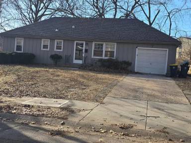 Main picture of 9942 McGee St