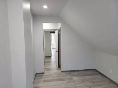 Main picture of 1111 N Dearborn St