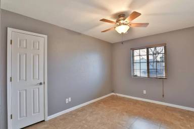 Main picture of 400 E San Remo Ave