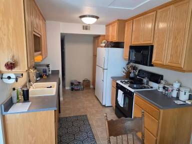 Main picture of 553 Carrie Cir