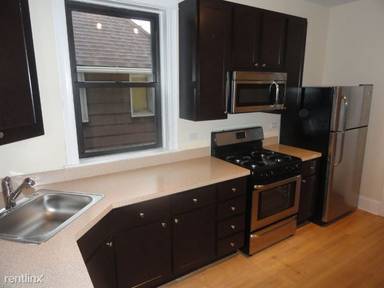 Main picture of 4128 N Pulaski Rd