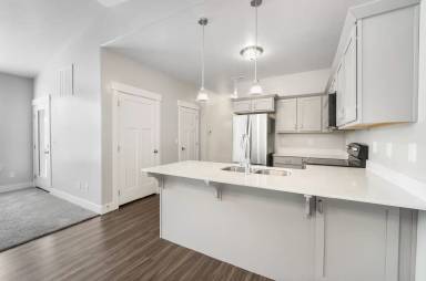 Main picture of 13483 S Commodus Dr