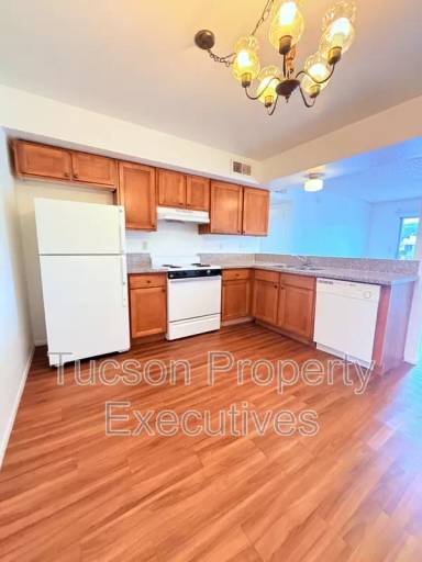 Main picture of PM263 - 660 S. TUCSON BLVD - 203