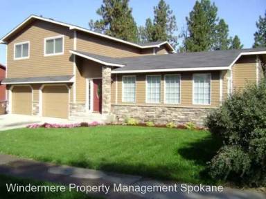 Main picture of 3811 E 8th Ave