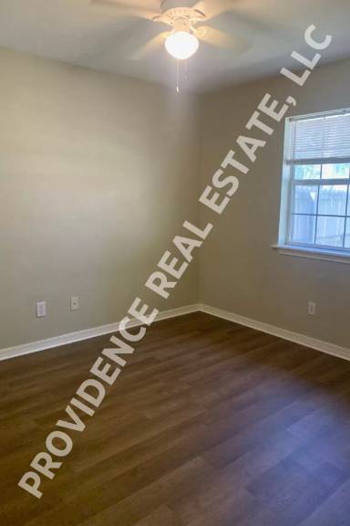 Main picture of 3205 Sutton Dr