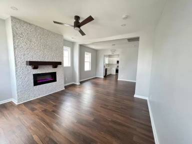 Main picture of 1617 Heiman St