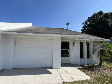 Main picture of 242 Village View Ln
