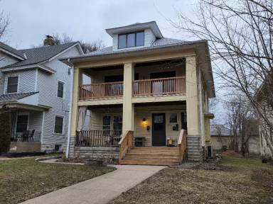 Main picture of 2515 Pleasant Ave