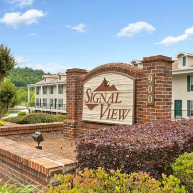 Main picture of Signal View Condos