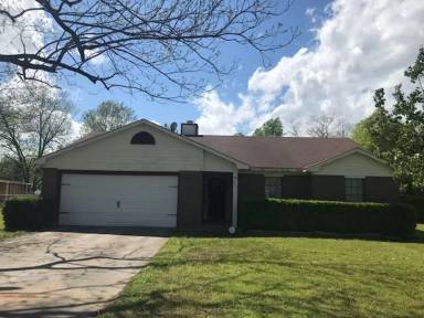 Main picture of 255 S Fairview Dr